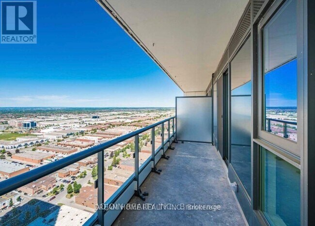 Photo du bâtiment - 950 Portage Pkwy