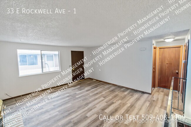 Building Photo - 33 E Rockwell Ave