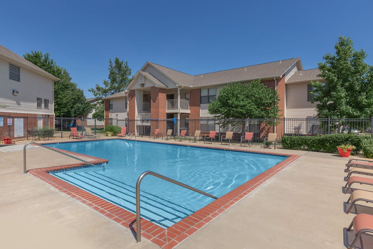 The Ridge of Haysville Apartments 235 S Jane St Haysville, KS