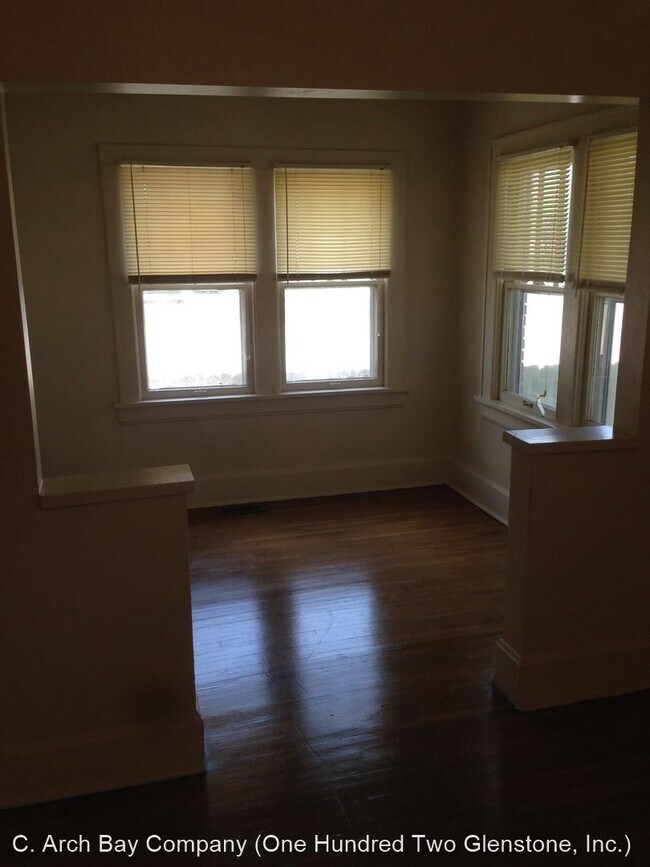 Building Photo - 3 br, 1 bath House - 516 S. Florence