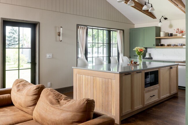 Foto del edificio - Soul of The old Bozeman with the conveniences of modern design.