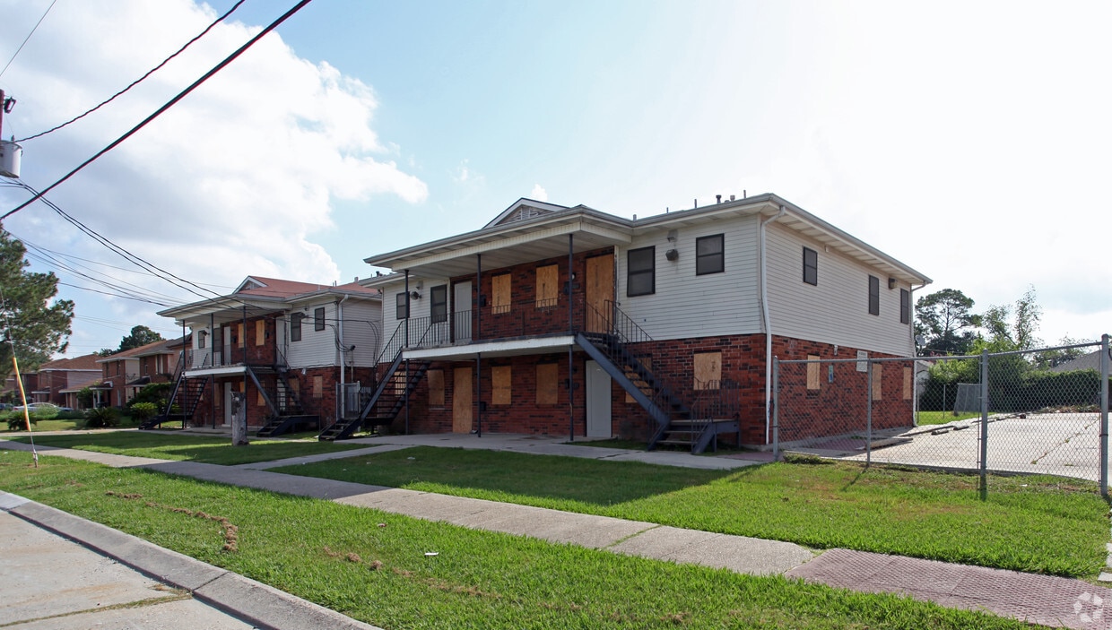Building Photo - 1500-1512 Hendee St