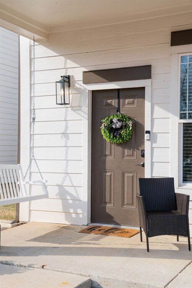 Foto del edificio - 716 Ironwood Ln