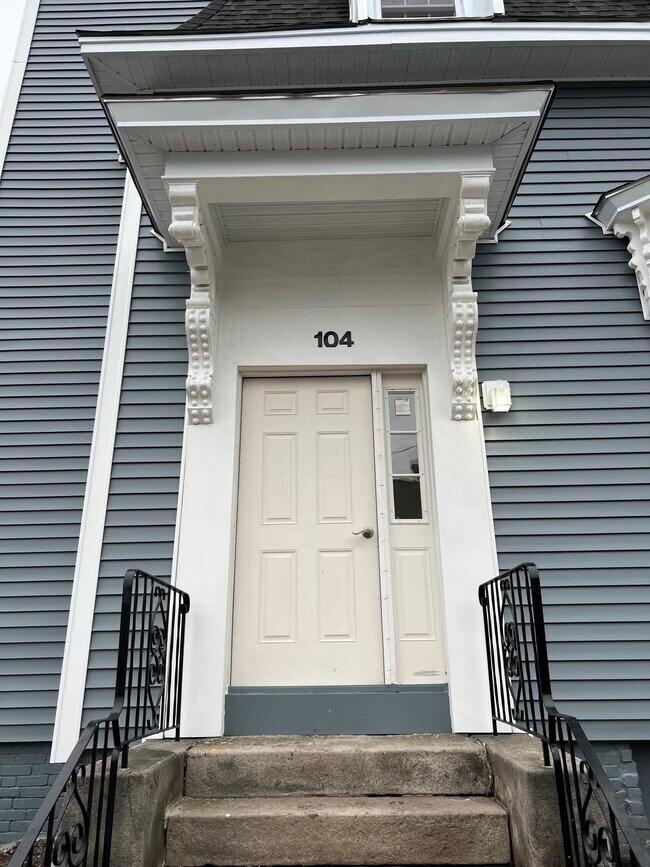 Foto del edificio - 104 Harrison St