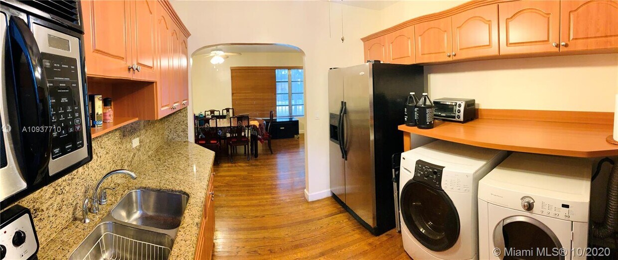 Foto principal - 7 NE 47th St
