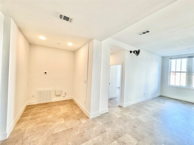 Foto del edificio - 2102 Mechanic St