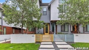 Building Photo - 102 Tendick St