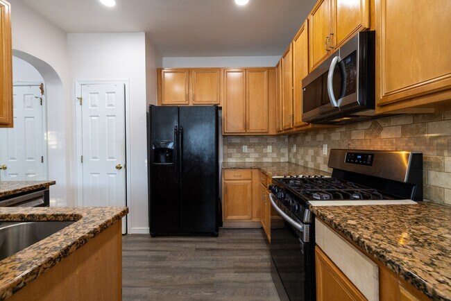 Foto del edificio - 305 Jamerson Ct