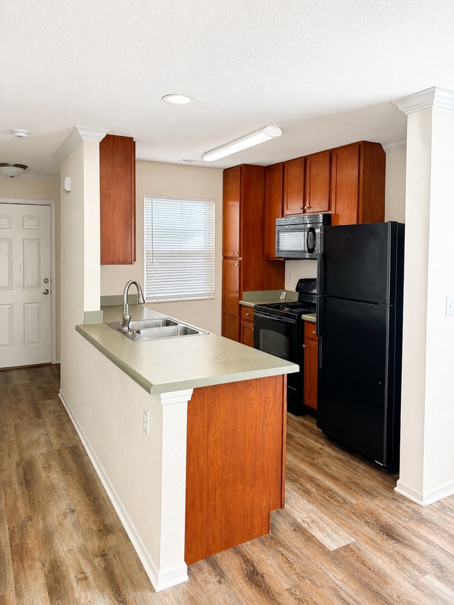 Building Photo - 847 Woodside Creek Dr