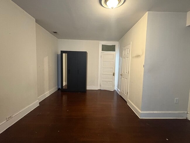 Building Photo - Enormous 5bd/4.5ba Charles Village Home CA...