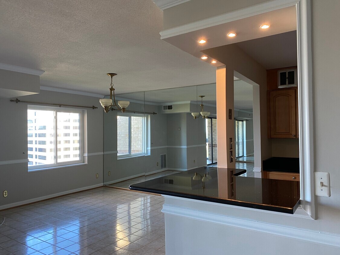 8340 Greensboro Dr Unit 1018, McLean, VA 22102 Condo for Rent in