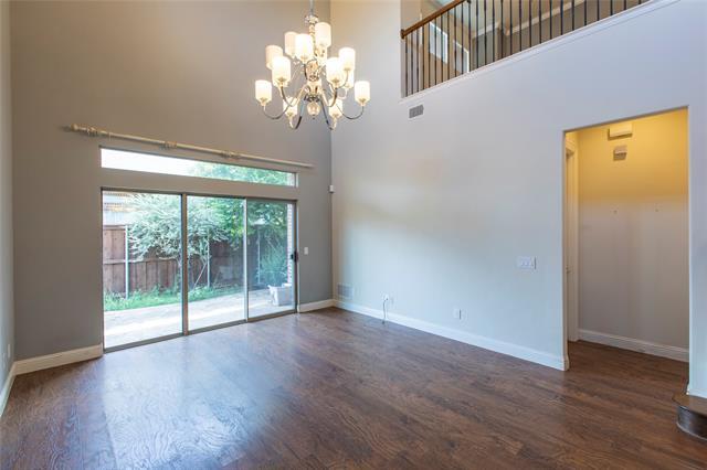 Foto del edificio - 4737 Bayview Dr