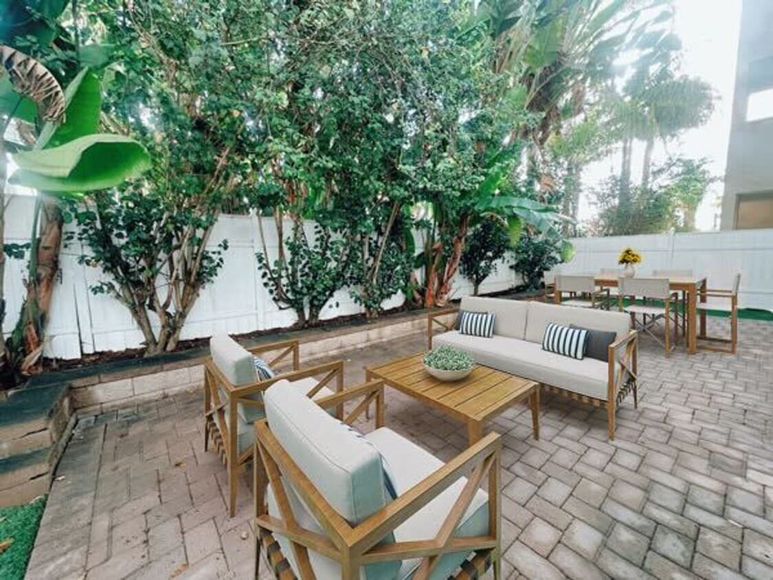 Primary Photo - Gorgeous 1 Bed / 1 Bath with Large Private Patio in Carlsbad Village!