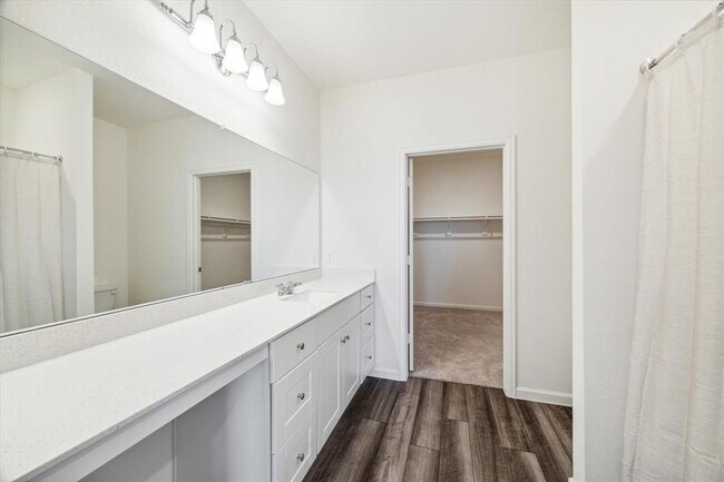 Foto del edificio - 14775 Peaceful Wy