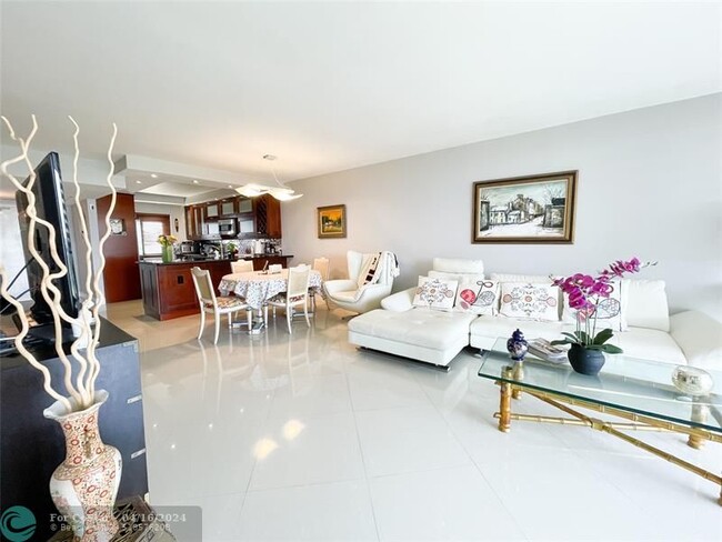 Foto del edificio - 2940 N Course Dr