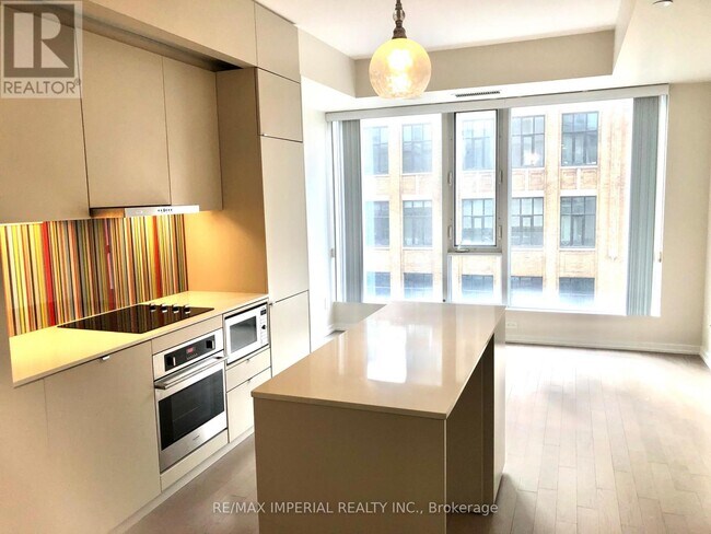 Photo du bâtiment - 101 Peter St