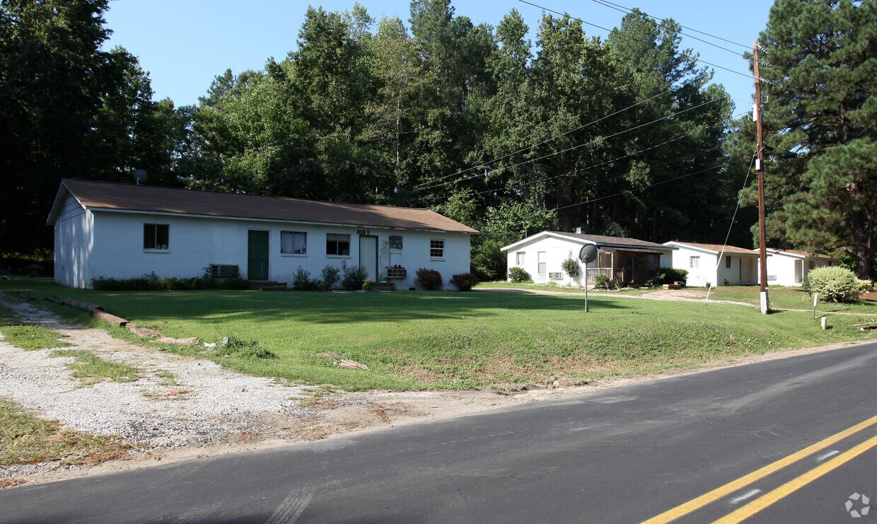 Primary Photo - 982-998 Morphus Bridge Rd