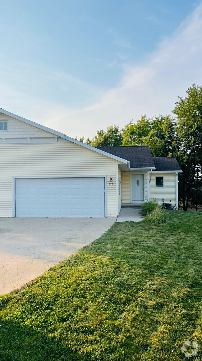 Apartments for rent in Wrightstown WI 59 Rentals