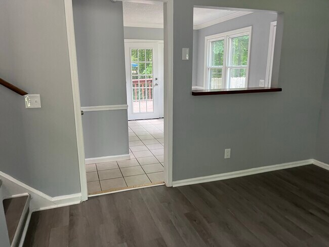 Foto del edificio - 7617 Summerglen Dr