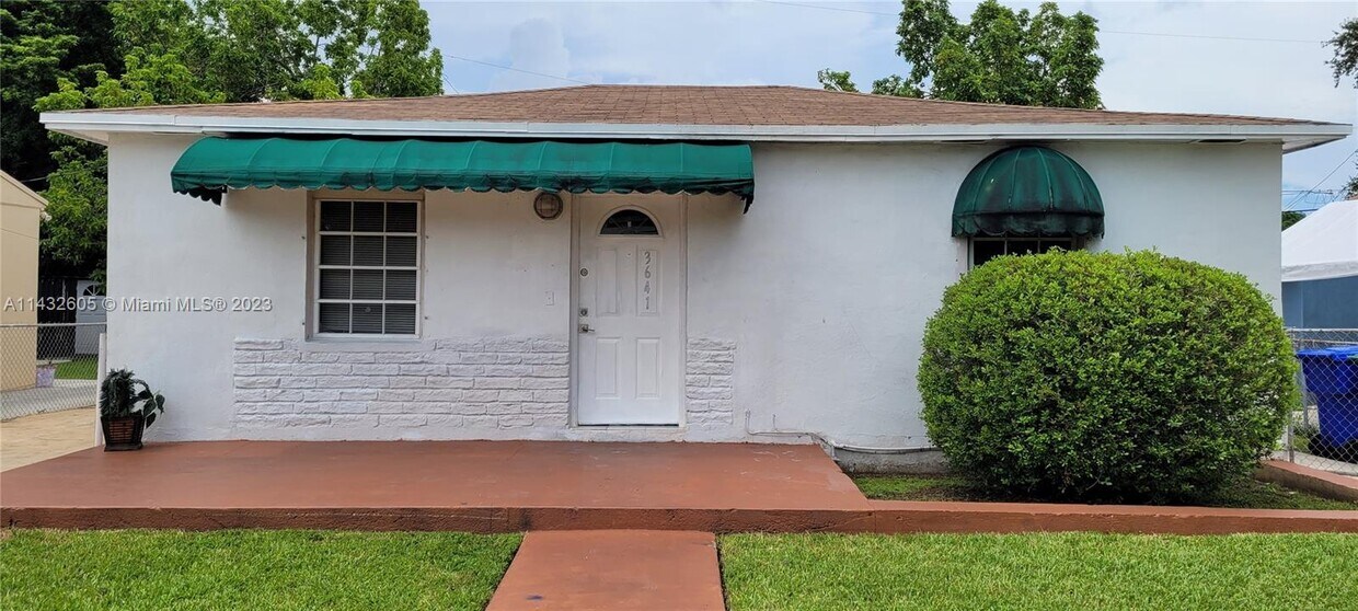 Primary Photo - 3641 NW 15th St