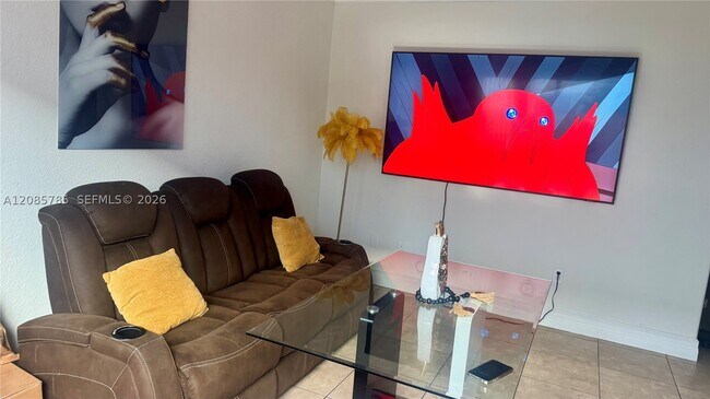 Foto del edificio - 7329 NW 174th Terrace