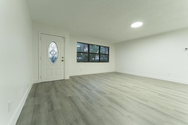 Foto del edificio - 1181 SW Sarto Ln
