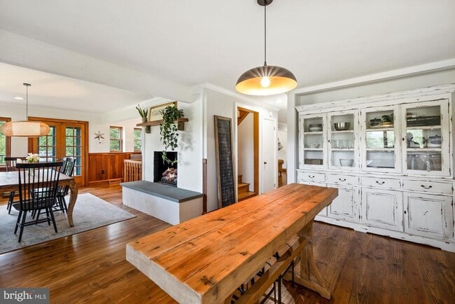 Building Photo - 35299 Snickersville Turnpike