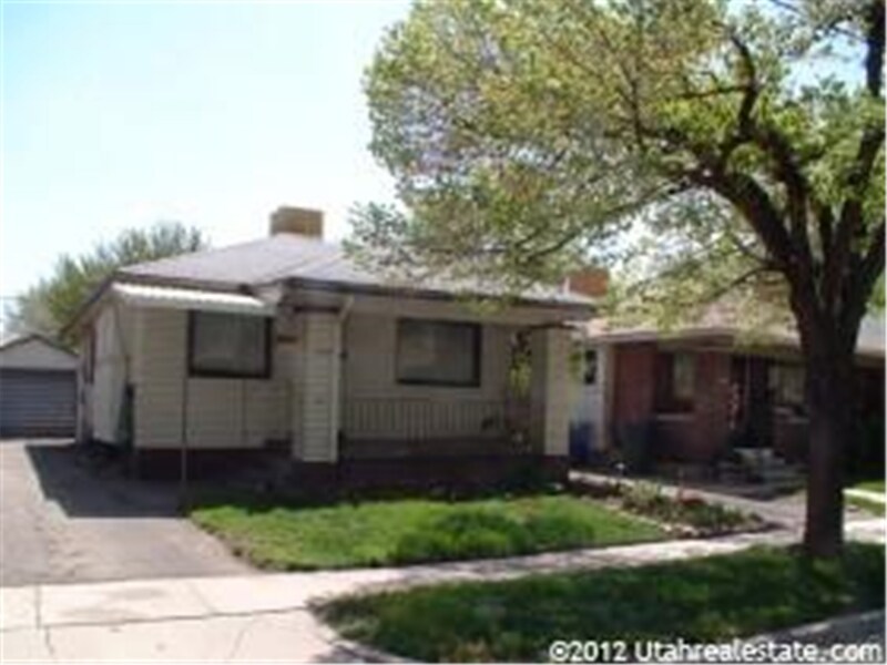 Primary Photo - 458 Williams Ave S