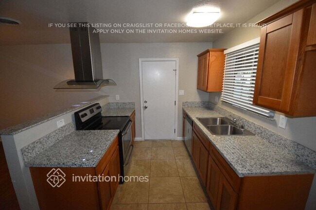 Foto del edificio - 5512 Chauncey Way