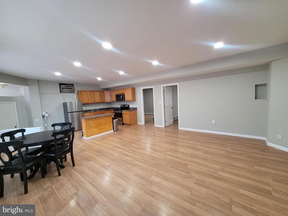 Foto principal - 2600 Tatnall St