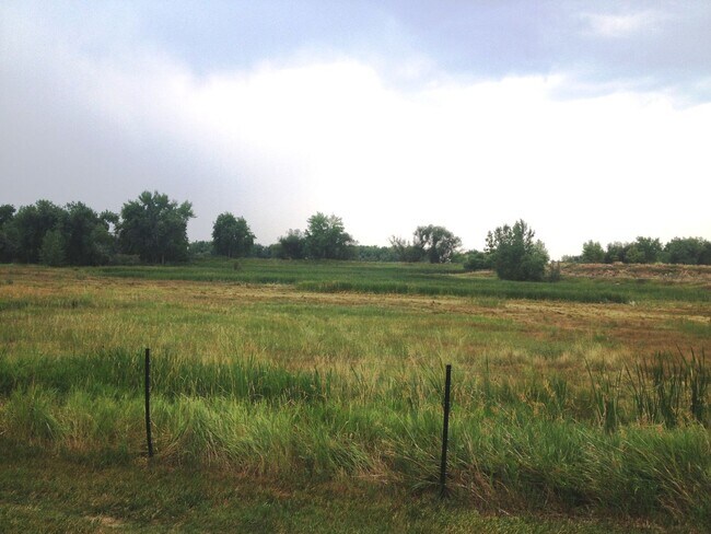 Building Photo - BEAUTIFUL 3-BR, 2-BA Condo with Everything Completely Remodeled! Everything Brand New! Views of O...