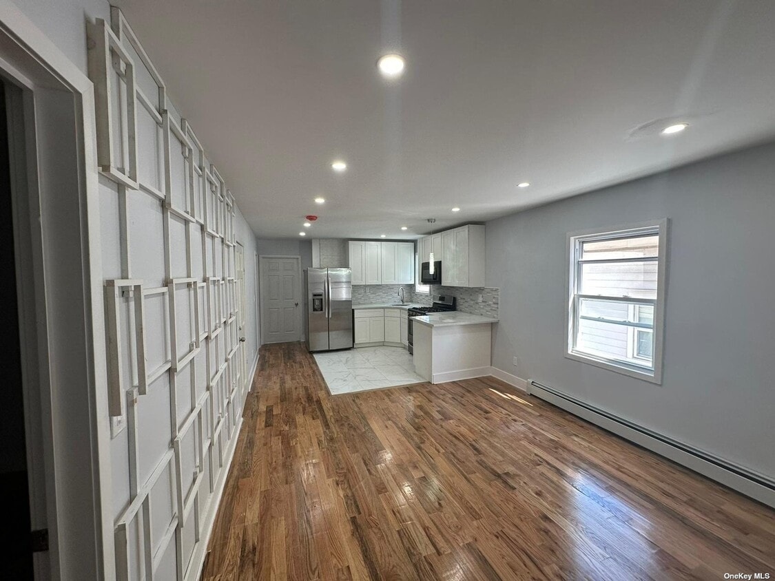 10563 134th St, Queens, NY 11419 Room for Rent in Queens, NY