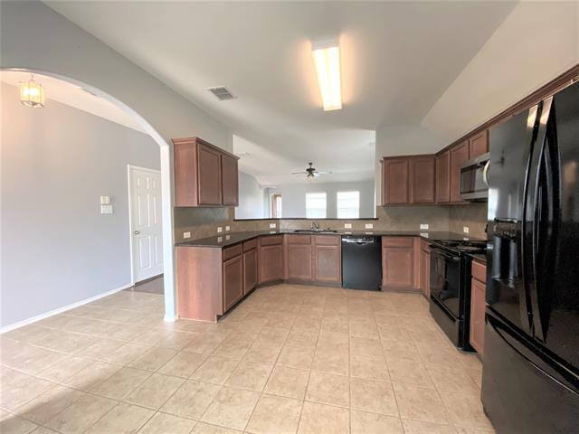 Building Photo - 14433 Artesia Ct