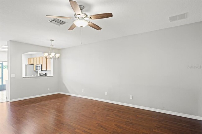 Building Photo - 16215 Swan View Cir