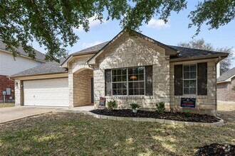 Building Photo - 601 Pebblestone Walk Dr