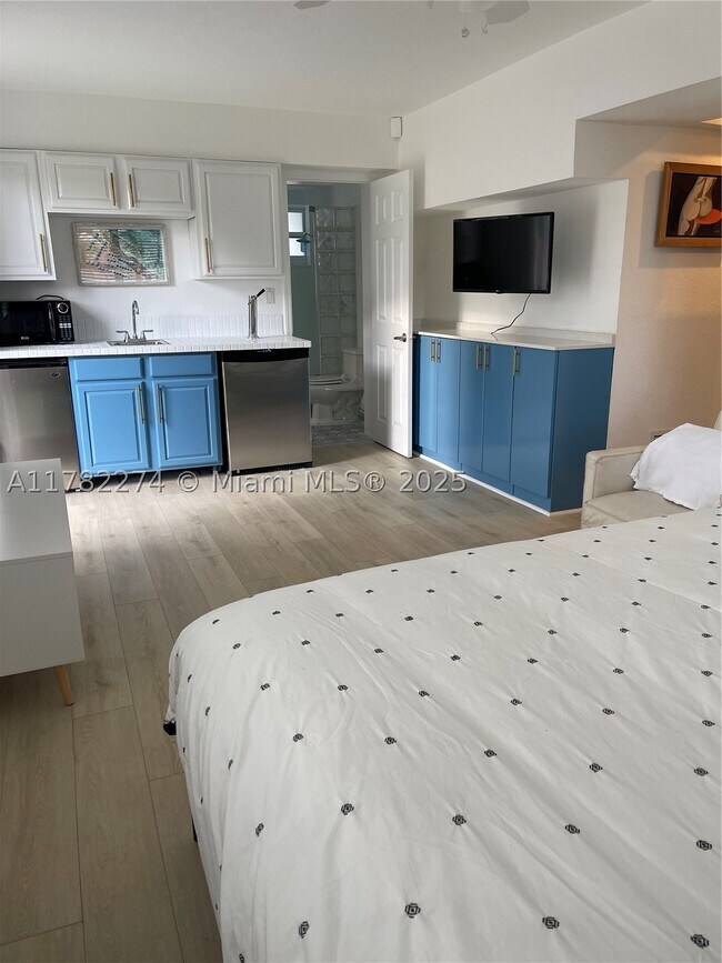 Foto del edificio - 1560 NE 145th St