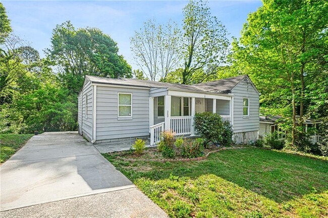 Building Photo - 360 Betsy Ave SW
