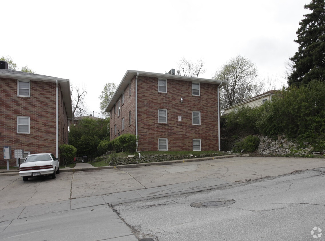 Primary Photo - 4605-4609 California St