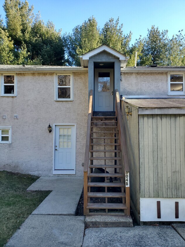 Primary Photo - 804A N 7th St