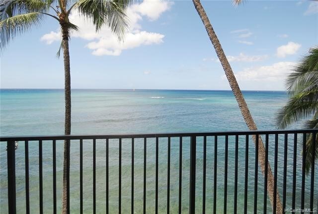 Building Photo - 2987 Kalakaua Ave