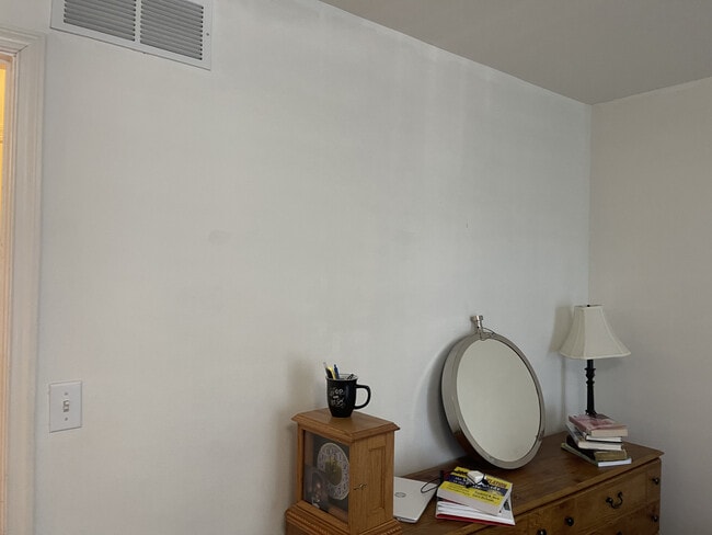 Foto del edificio - 116 Vincent Cir