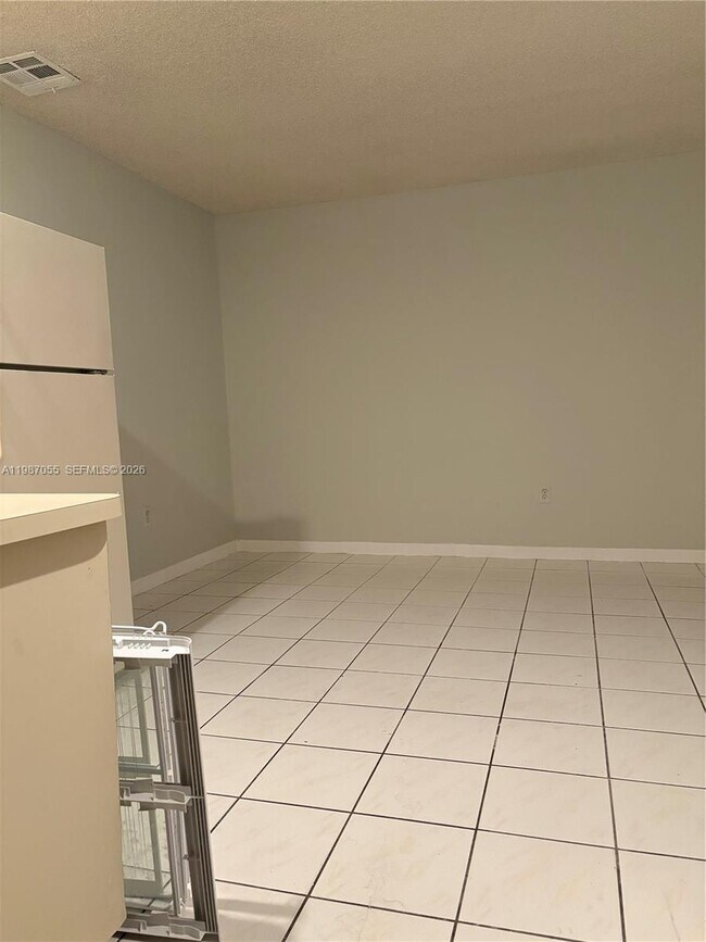 Foto del edificio - 4051 NW 5th St