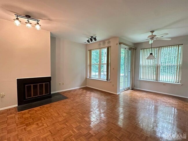 Building Photo - 6111 Cedar Ct