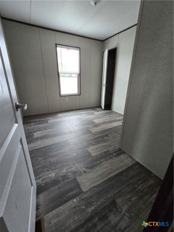 Foto principal - 2995 Barr Ln