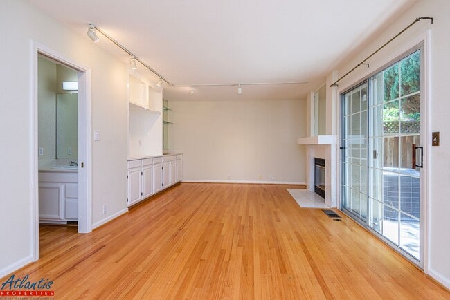 Foto del edificio - Lovely Willow Glen Home | Prime Location