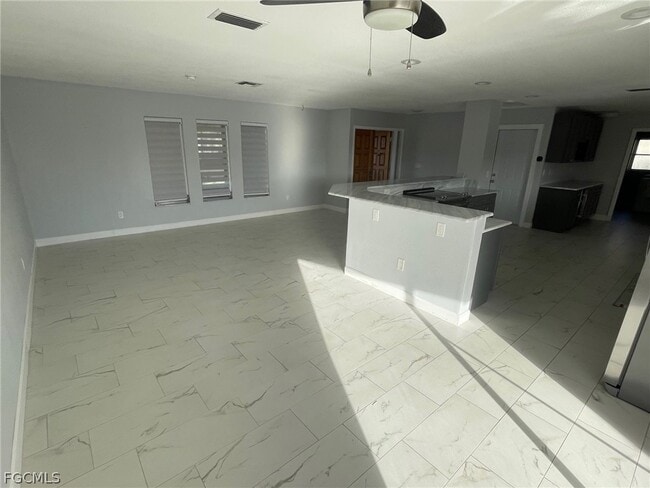 Building Photo - 5029 SW 11th Pl