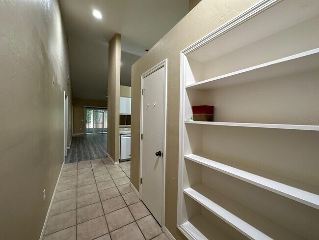 Foto del edificio - 4700 SW Archer Rd