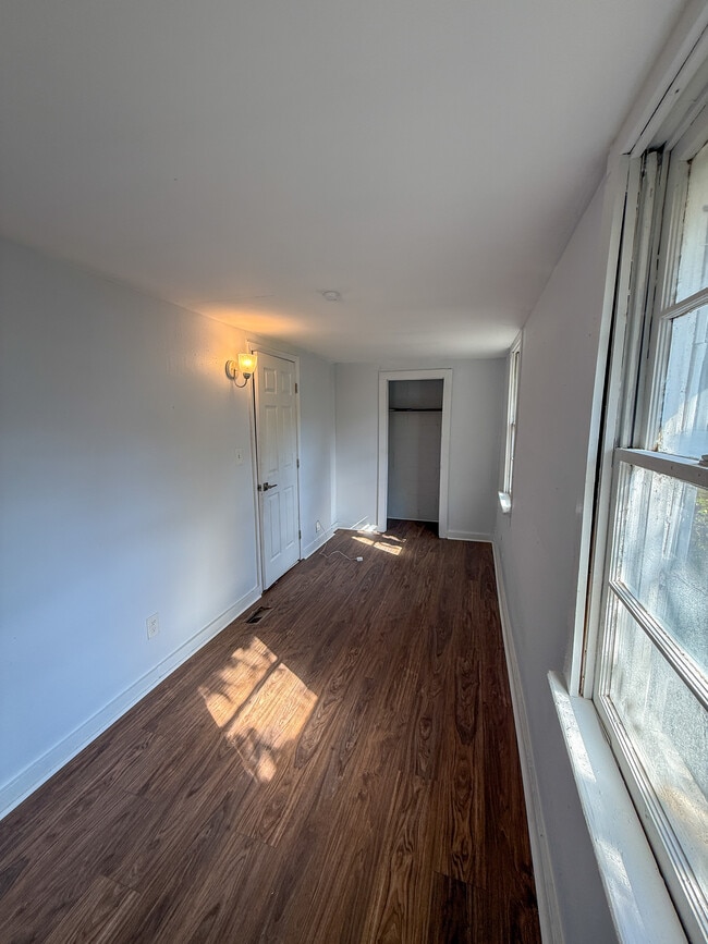 Building Photo - 1109 Arkansas St