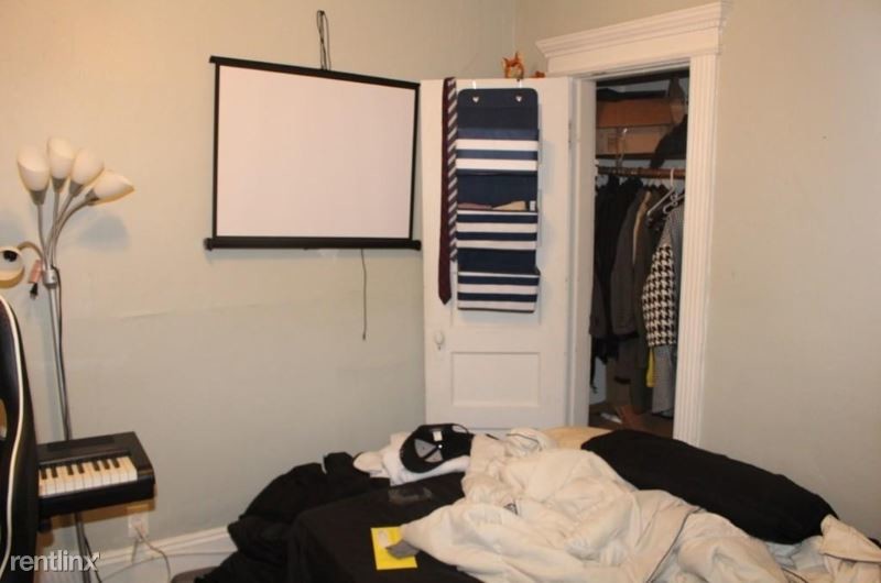 Foto principal - 67 Burbank St