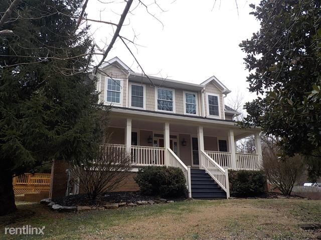 Foto del edificio - 6 br, 4 bath House - 4057 Clovercroft Road